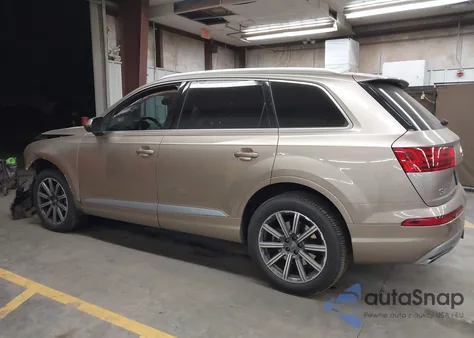 2018 Audi Q7 3.0T Premium z USA, uszkodzony, nr VIN WA1VAAF72JD002818